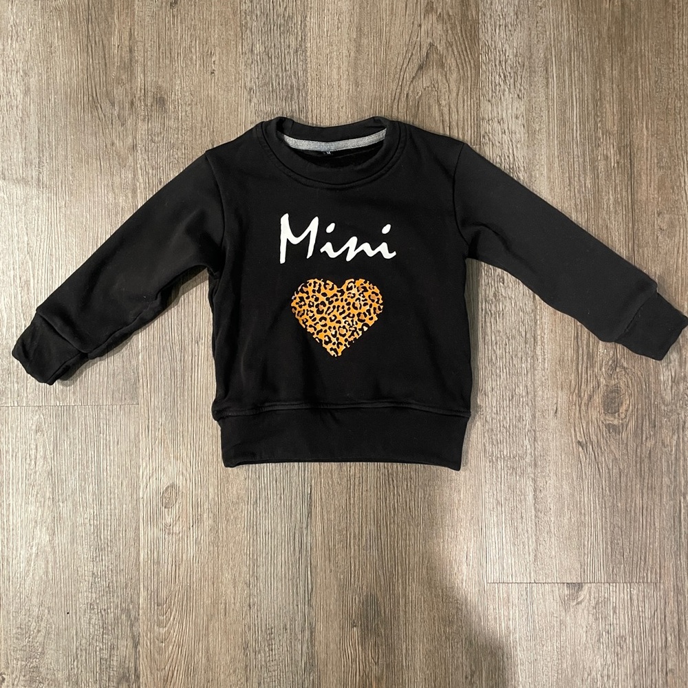 Mini Black Kids Sweatshirt with Leopard Heart